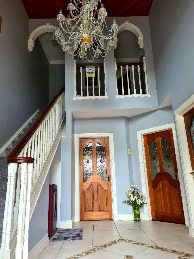 نوك Archmor House B&B المظهر الخارجي الصورة